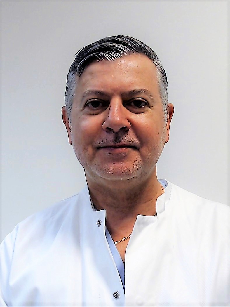 Dr. Olivier CASTELNAU